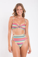Charger l'image dans la galerie, Model Front: Rio De Sol Bas Bottom Supercolor Highwaist-Spin