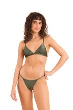 Charger l'image dans la galerie, Model Front: Rio De Sol Bas Bottom Croco California