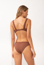 Charger l'image dans la galerie, Model Back: Rio De Sol Bas Bottom Sand-Cappuccino Essential-Comfy