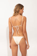 Charger l'image dans la galerie, Model Back: Rio De Sol Haut Top Malibu-Natural Lia-Noa