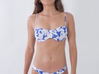 Charger et lire la vidéo dans la visionneuse de la Galerie, Video: Wednesday In Hawaii By Rio De Sol Haut Top Pua-Pacifica Coral