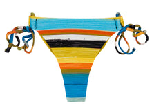 Charger l'image dans la galerie, Product Front: Rio De Sol Bas Bottom Artsy Fio-Tie