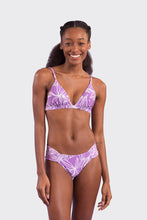 Charger l'image dans la galerie, Model Front: Rio De Sol Bas Bottom Trail-Purple Baobi-Cheeky