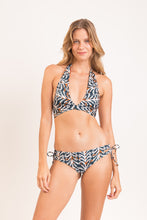 Charger l'image dans la galerie, Model Front: Rio De Sol Haut Top Ikat Kate