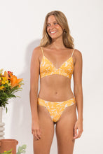 Charger l'image dans la galerie, Model Front: Rio De Sol Haut Top Sunny-Forest Tri-Cos
