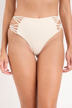 Charger l'image dans la galerie, Gallery: Rio De Sol Bas Bottom Malibu-Natural High-Waist-Spin-Iris

