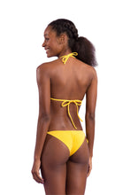 Charger l'image dans la galerie, Model Back: Rio De Sol Bas Bottom Malibu-Yellow Cheeky-Tie
