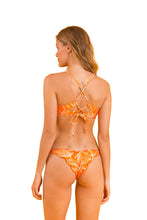 Charger l'image dans la galerie, Model Back: Rio De Sol Bas Bottom Trail-Orange Ipanema
