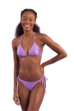 Charger l'image dans la galerie, Model Front: Rio De Sol Ensemble Set Orchid Tri-Inv Cheeky-Tie
