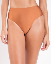 Charger l'image dans la galerie, Gallery: Rio De Sol Bas Bottom Nocciola Hotpants
