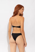 Charger l'image dans la galerie, Model Back: Rio De Sol Bas Bottom Solar-Black Essential
