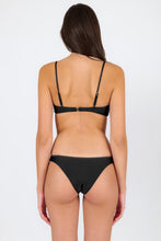 Charger l'image dans la galerie, Model Back: Rio De Sol Bas Bottom Shimmer-Black Essential
