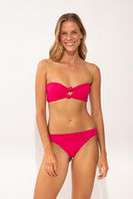 Charger l'image dans la galerie, Model Front: Wednesday In Hawaii By Rio De Sol Bas Bottom Guava Waikiki
