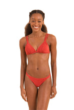Charger l'image dans la galerie, Model Front: Rio De Sol Haut Top Malibu-Chili Tri-Duo
