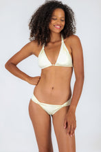 Charger l'image dans la galerie, Model Front: Rio De Sol Haut Top Off-White Mel

