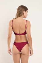 Charger l'image dans la galerie, Model Back: Rio De Sol Bas Bottom Touch-Carmim Essential
