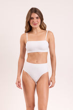 Charger l'image dans la galerie, Model Front: Rio De Sol Haut Top Memphis-White Bandeau-Reto
