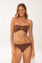 Charger l'image dans la galerie, Model Front: Wednesday In Hawaii By Rio De Sol Haut Top Coco Lani
