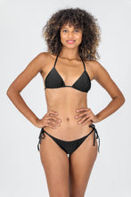 Charger l'image dans la galerie, Model Front: Rio De Sol Ensemble Set Shimmer-Black Tri-Inv Ibiza-Comfy
