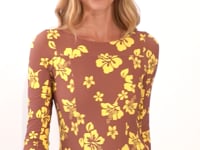 Charger et lire la vidéo dans la visionneuse de la Galerie, Video: Wednesday In Hawaii By Rio De Sol Une Pièce Pua-Coco-Lilikoi Surf
