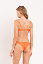 Charger l&#39;image dans la galerie, Model Back: Rio De Sol Bas Bottom Dende Cheeky-Crispy
