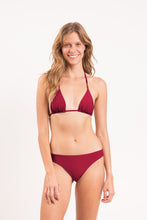 Charger l&#39;image dans la galerie, Model Front: Rio De Sol Bas Bottom Touch-Carmim Essential-Comfy
