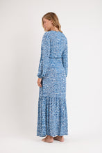 Charger l&#39;image dans la galerie, Model Back: Rio De Sol Vêtement De Plage Chuva Long Dress Verona
