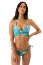 Charger l&#39;image dans la galerie, Model Front: Rio De Sol Ensemble Flower Geometric Transp Comfort
