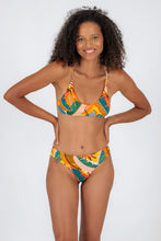 Charger l&#39;image dans la galerie, Model Front: Rio De Sol Haut Top El-Arco Bralette

