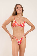 Charger l&#39;image dans la galerie, Model Front: Rio De Sol Haut Top Mirage Paola
