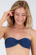Charger l&#39;image dans la galerie, Gallery: Rio De Sol Haut Top Navy Twist
