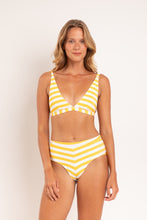 Charger l&#39;image dans la galerie, Model Front: Rio De Sol Haut Top Sunshine Alba
