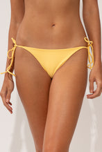 Charger l'image dans la galerie, Gallery: Wednesday In Hawaii By Rio De Sol Bas Bottom Lilikoi Kaleia
